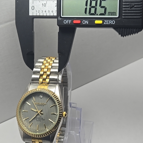 Vintage Swanson Quartz Watch Men Two Tone Fluted Bezel Diamond New Battery - Picture 5 of 10